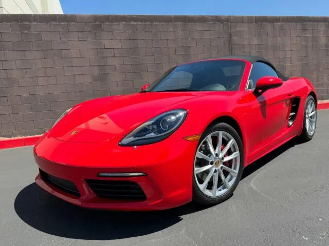 2023 Porsche Boxster